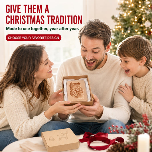 Weihnachtliche Keksform aus geschnitztem Buchenholz